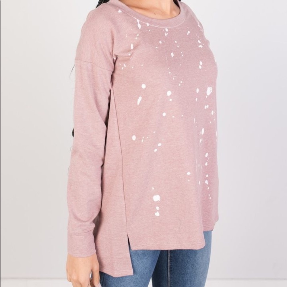 Loose fitting shirt